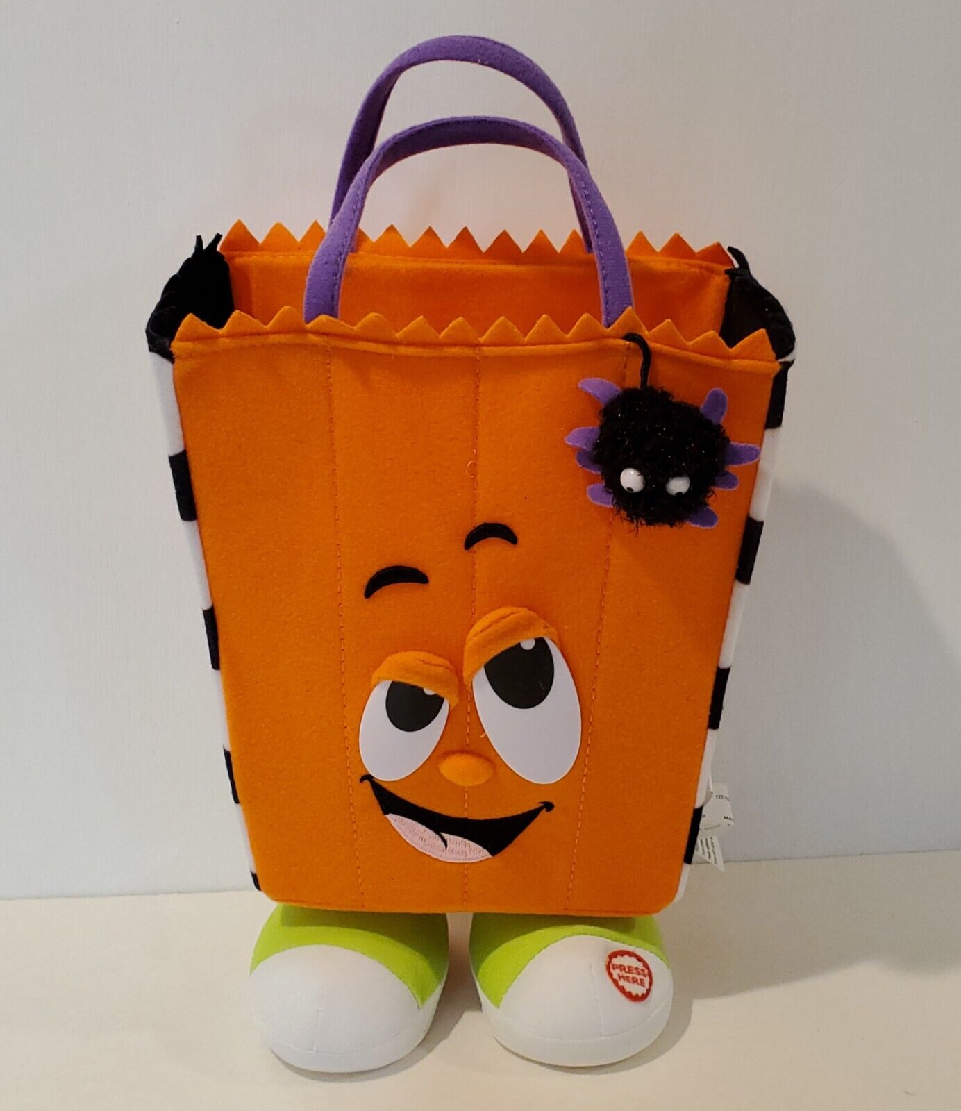 Hallmark Toe Tappin\' Singing Dancing Halloween Candy Bag Animated Tested Works
