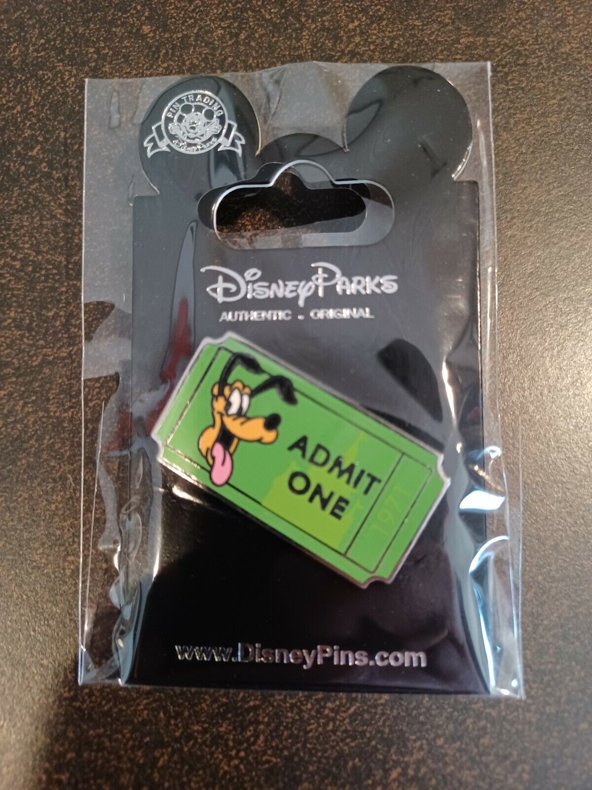 2012 Disney WDW Admission Ticket Pluto Pin With Packing