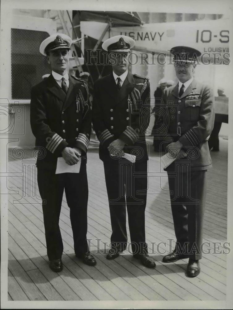 1934 Press Photo British Naval officers Capt JS Orr, AR Dewar & GRM Reid in NYC