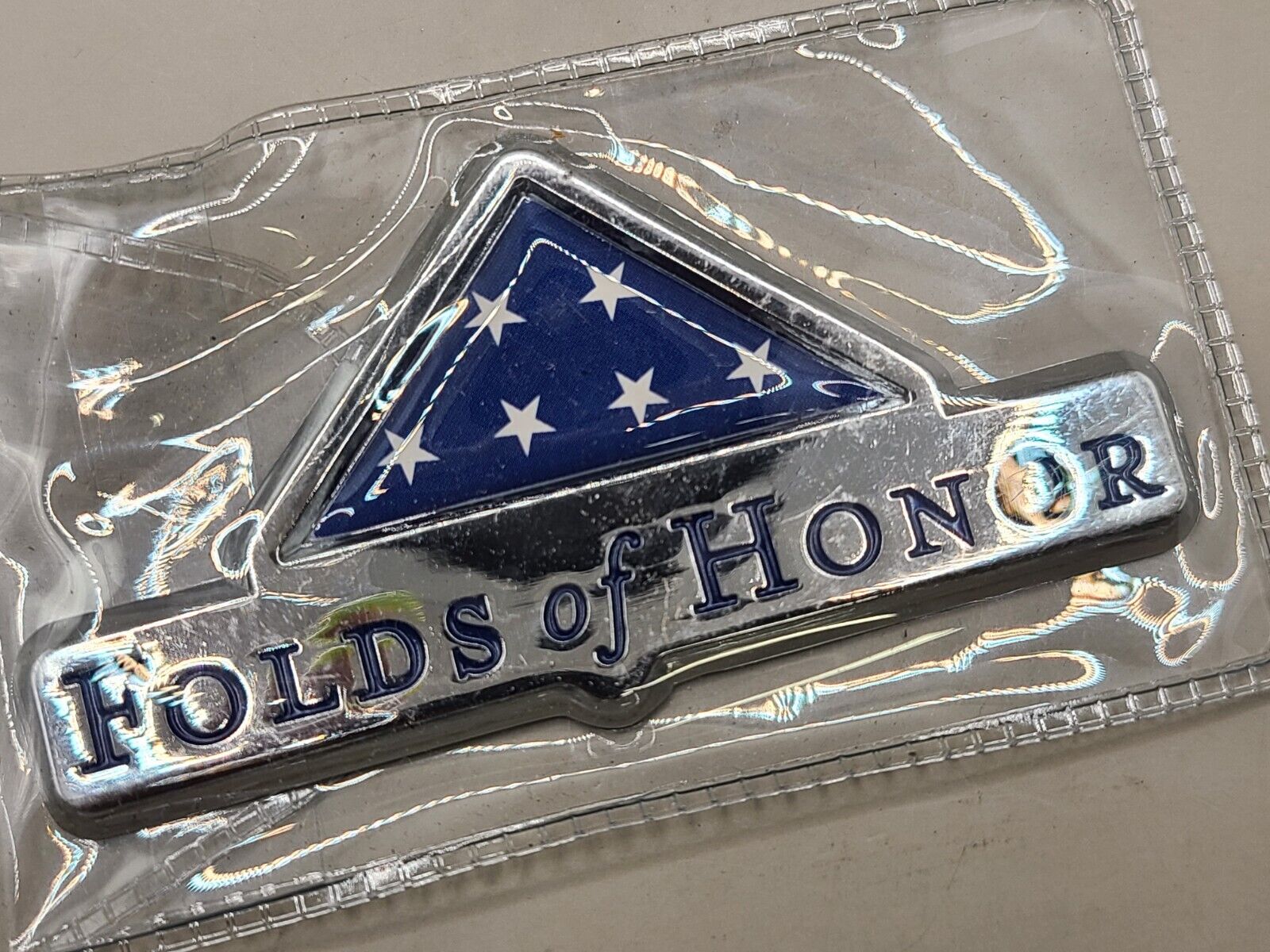Folds of Honor Badge w/ Adhessive