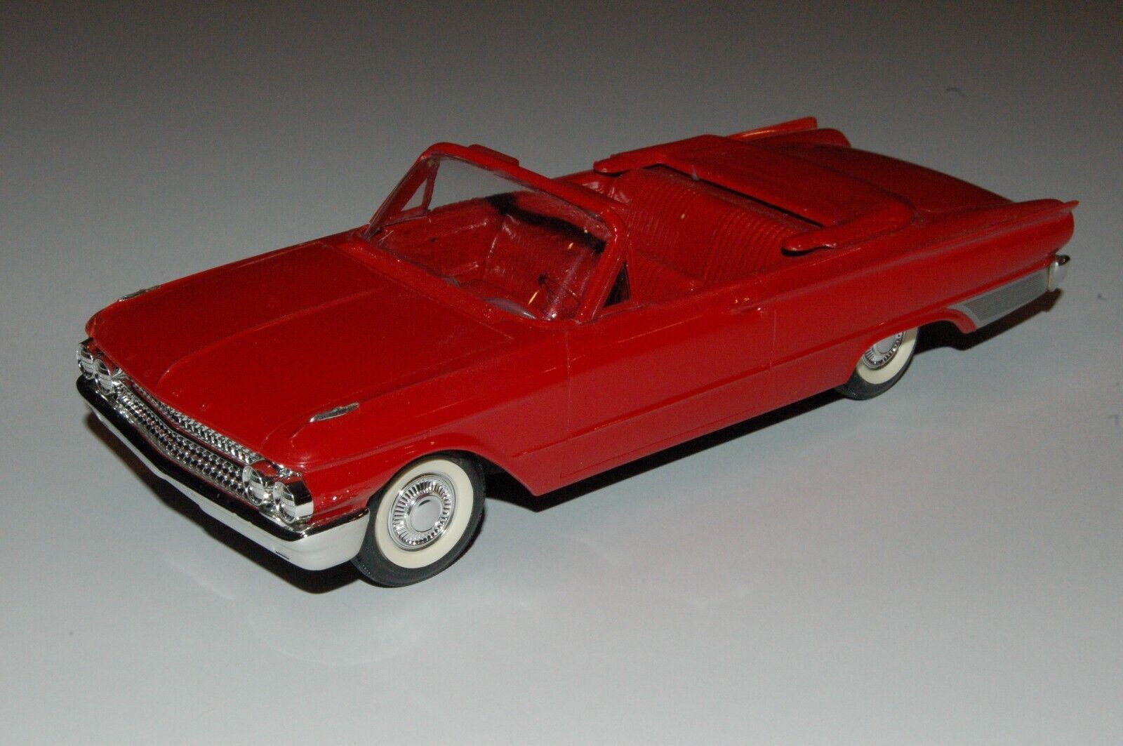 1961 Promotional Ford Galaxie 500 convertible