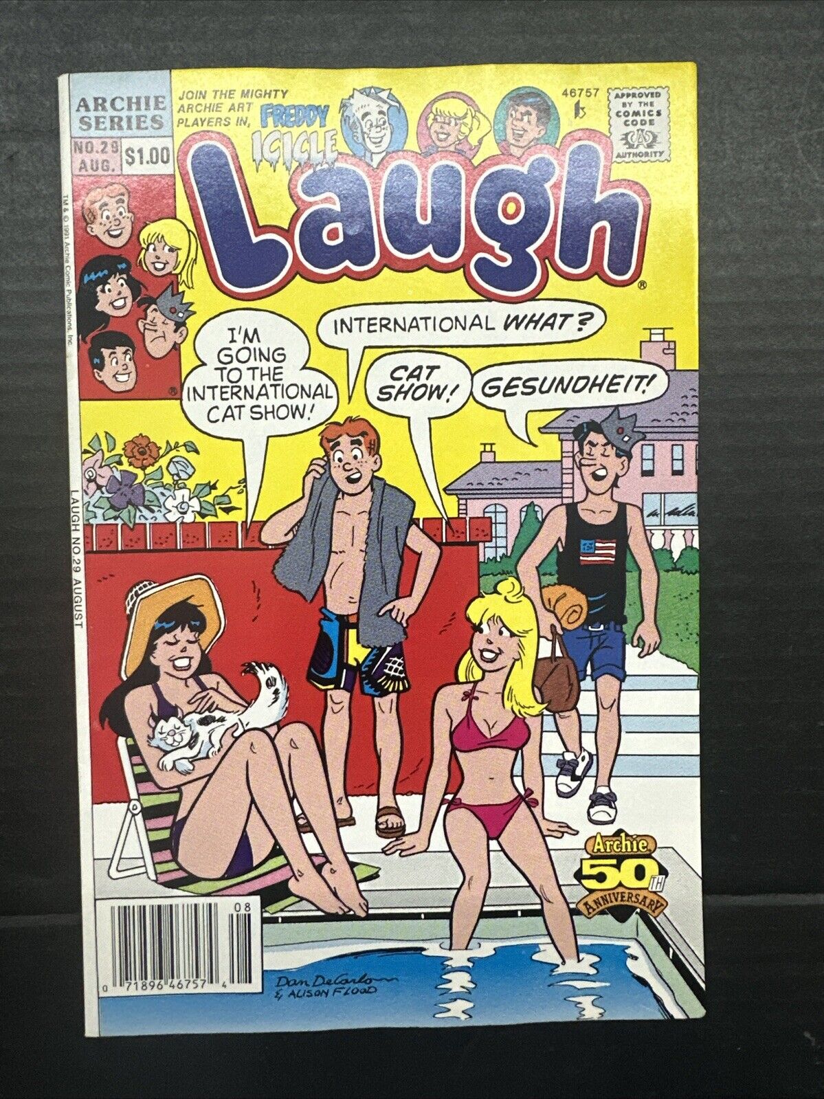 Laugh Comics #29 Betty Veronica Dan Decarlo Bikini Cover Archie GGA