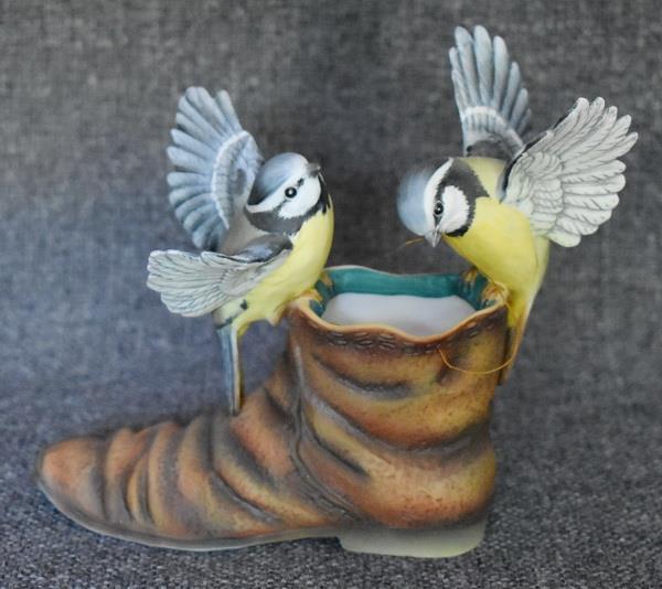 INCREDIBLY CHARMING MARURI DOUBLE BLUETIT FIGURINE FROM THE CHANCERY COLLECTION