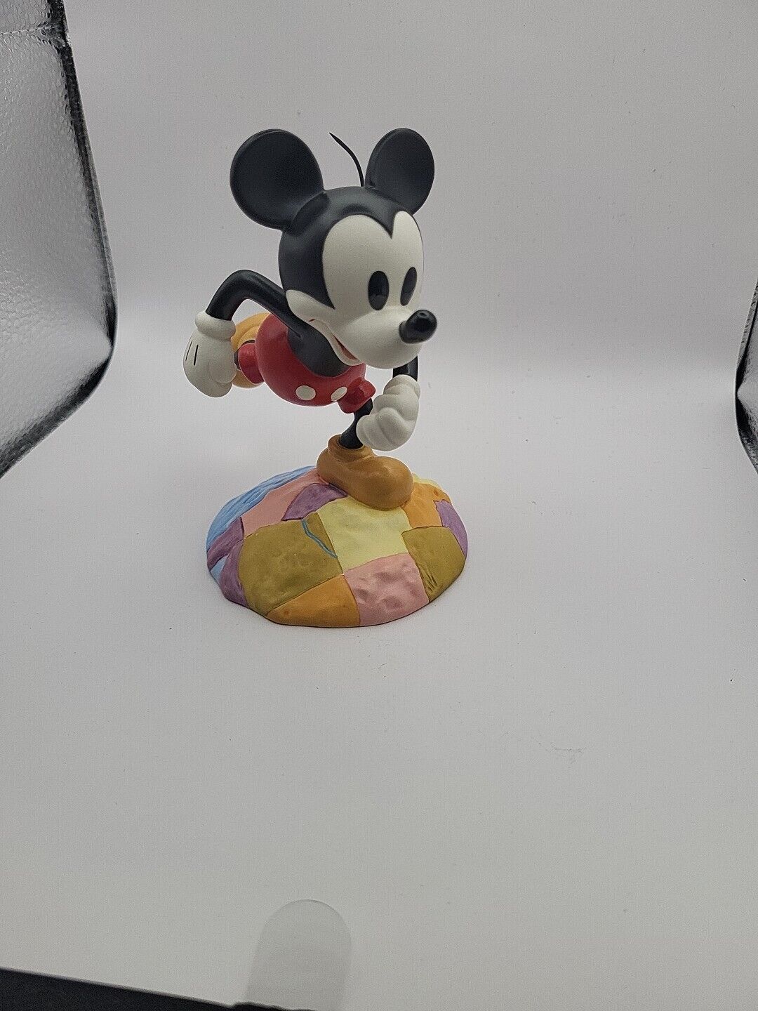 Walt Disney Millennium Mickey “On Top Of The World” Vintage Figurine new