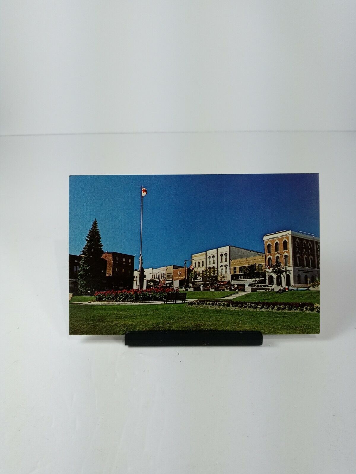 Memorial Square Park BARRIE , Ontario, 1950-60s 