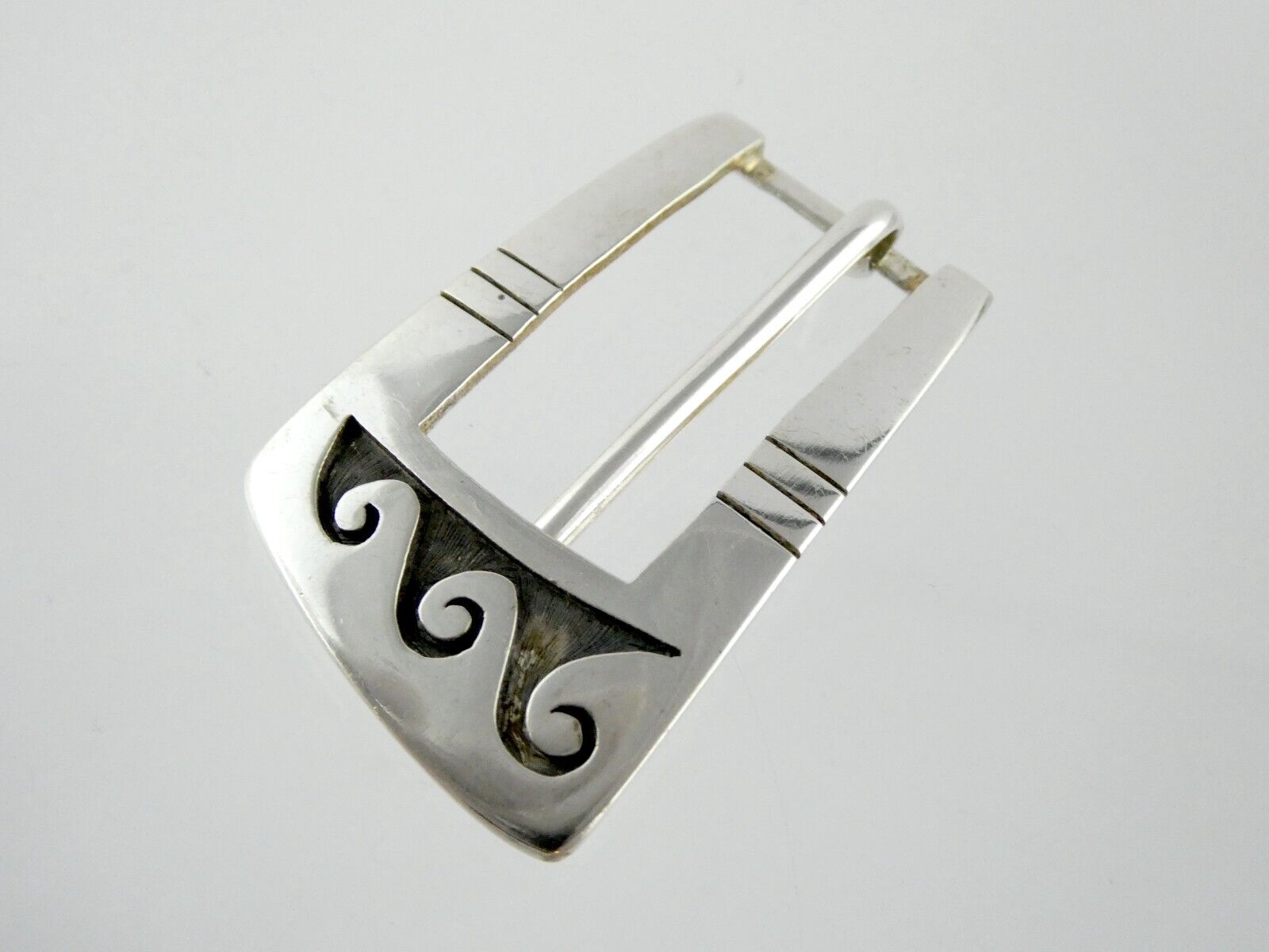 NA Hopi Artisan Sterling Silver Etched Design Belt Buckle 14g Waves Motif AS IS