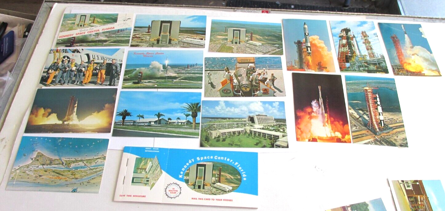 Lot of 15 Diff. KENNEDY SPACE CENTER Florida Postcards, And View Book, Rockets