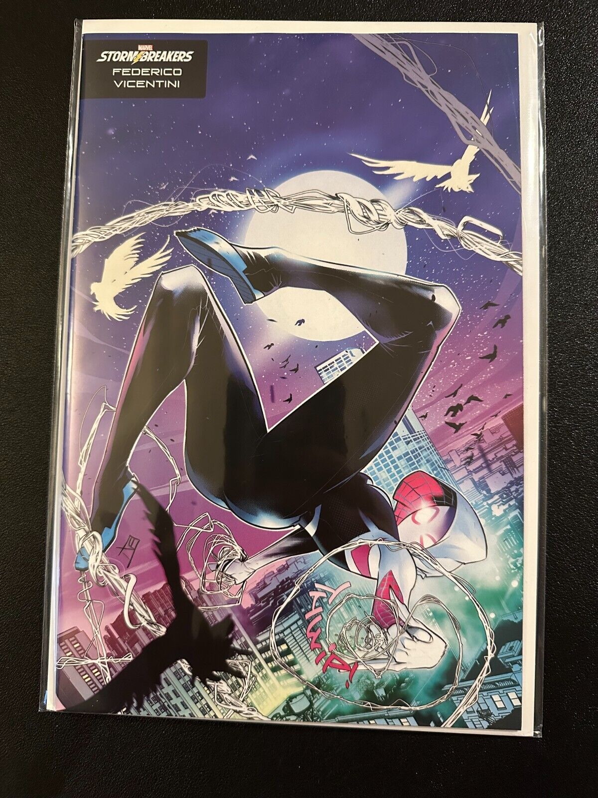 AMAZING SPIDER-MAN #37 | MARVEL VICENTINI SPIDER-GWEN | --  Real Pics NM  -- 