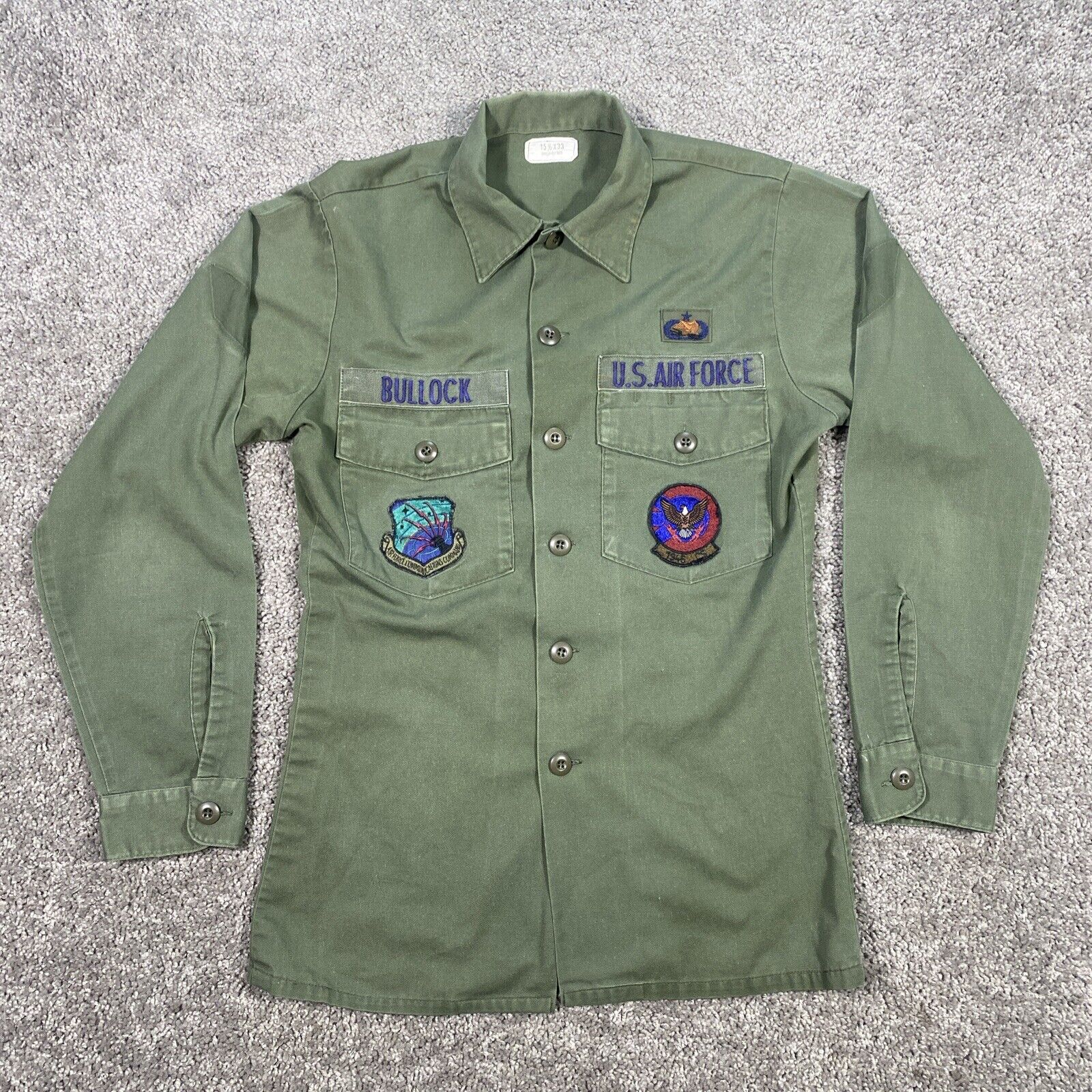 Vintage US Air Force Military Utility Button Shirt Patches Green Air Command S-M