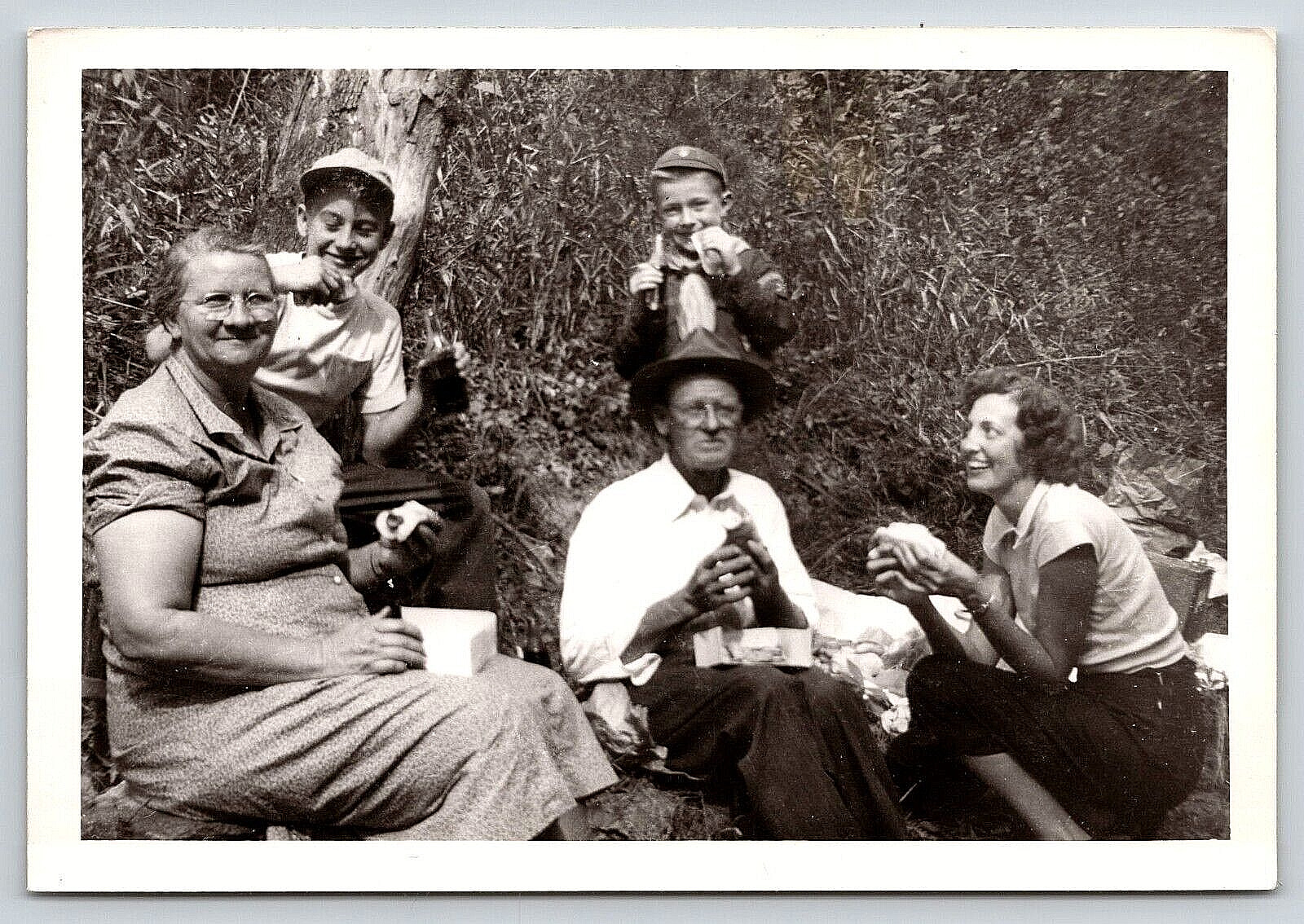 Original Old Vintage Antique Photo Outdoor Family Picnic Fun Lady Gentleman B&W