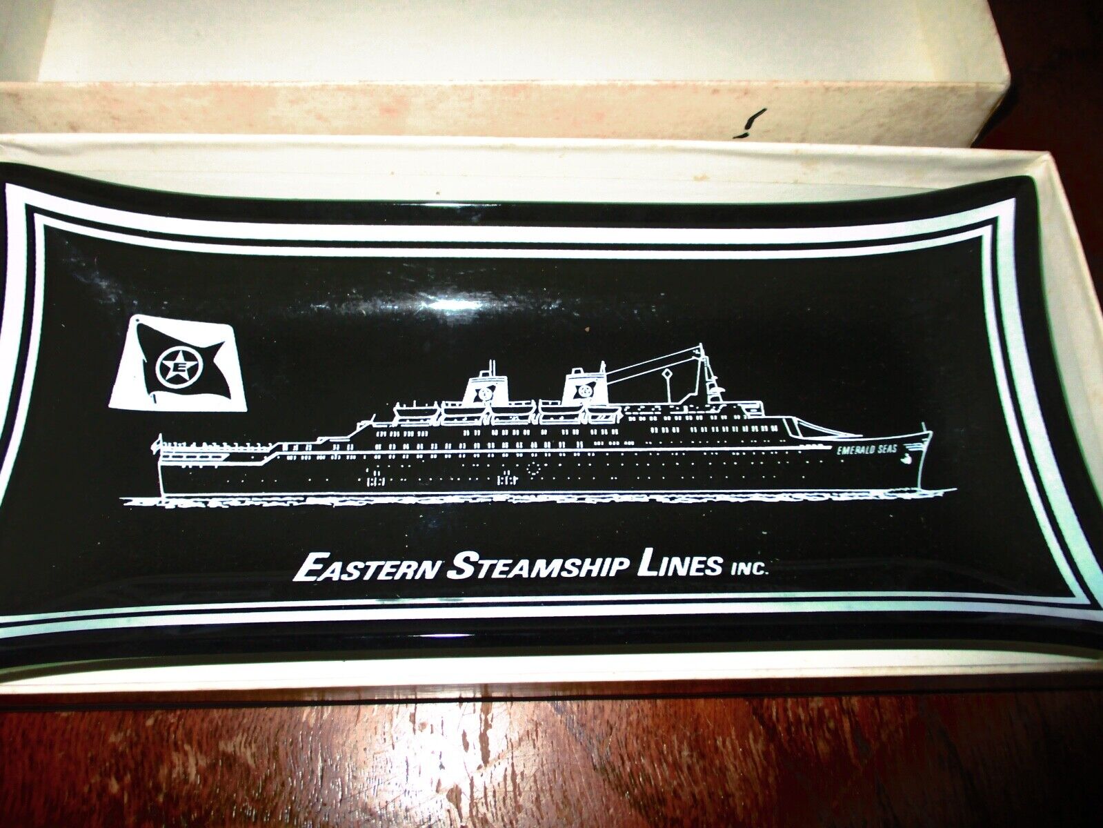  EMERALD SEAS EASTERN STEAMSHIP LINES Glass Ashtray Candy Dish BLACK  8\