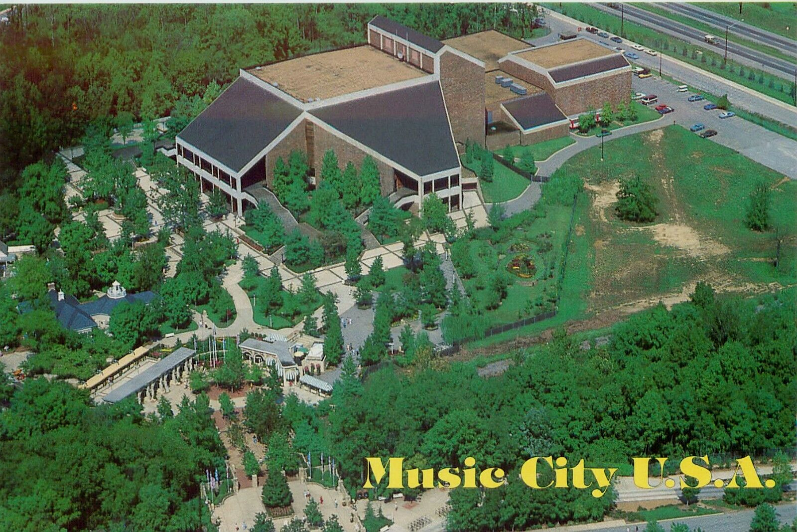Music City U.S.A. Nashville Tennessee Vintage 1988 Unposted Postcard
