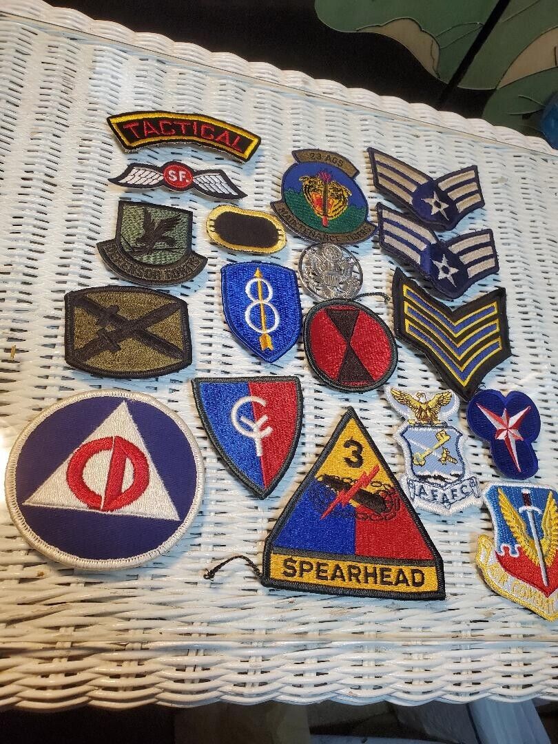 VINTAGE Military LOT OF 17 PATCHES  Most NOS Mixed Lot & Hat Badge