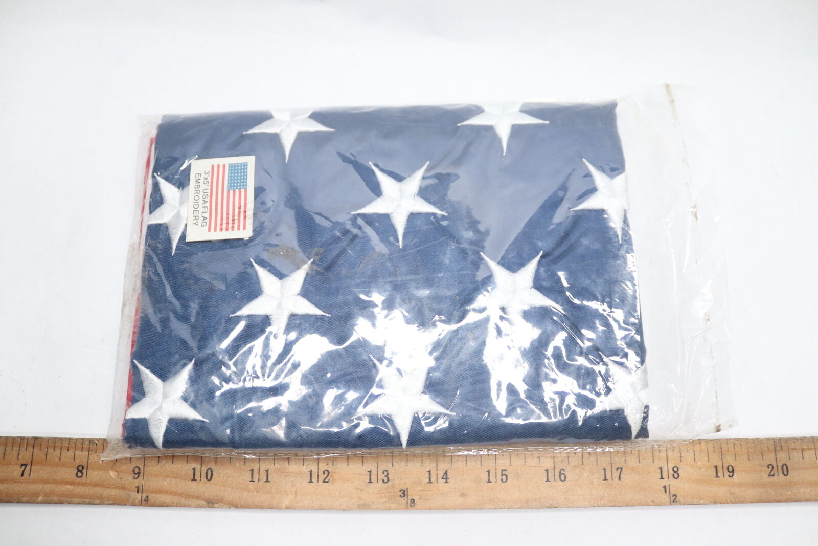 BULK DISCOUNT | US Flag with Sewn Stripes & Embroidered Stars 3' x 5' T9F256789