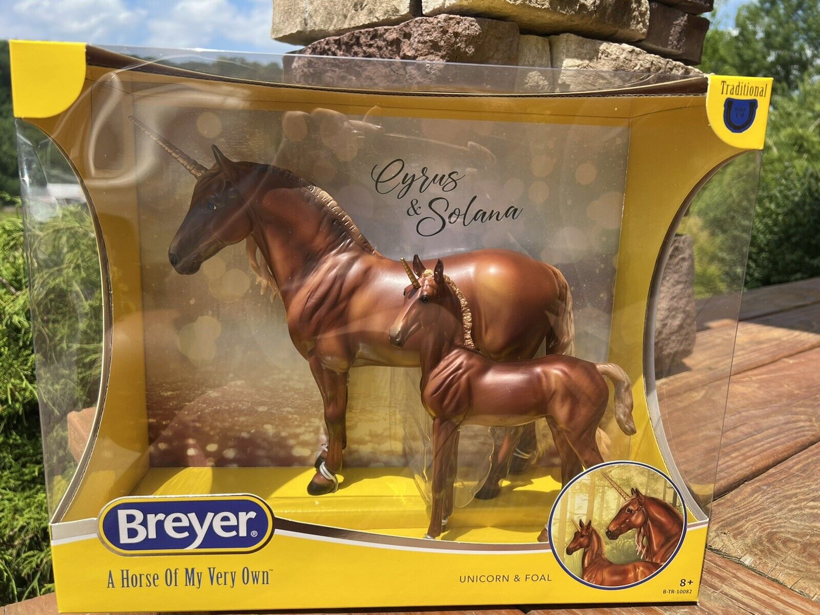 Breyer Horse CYRUS & SOLANA Mid Year Unicorn Stallion And Foal NIB DAMAGED BOX