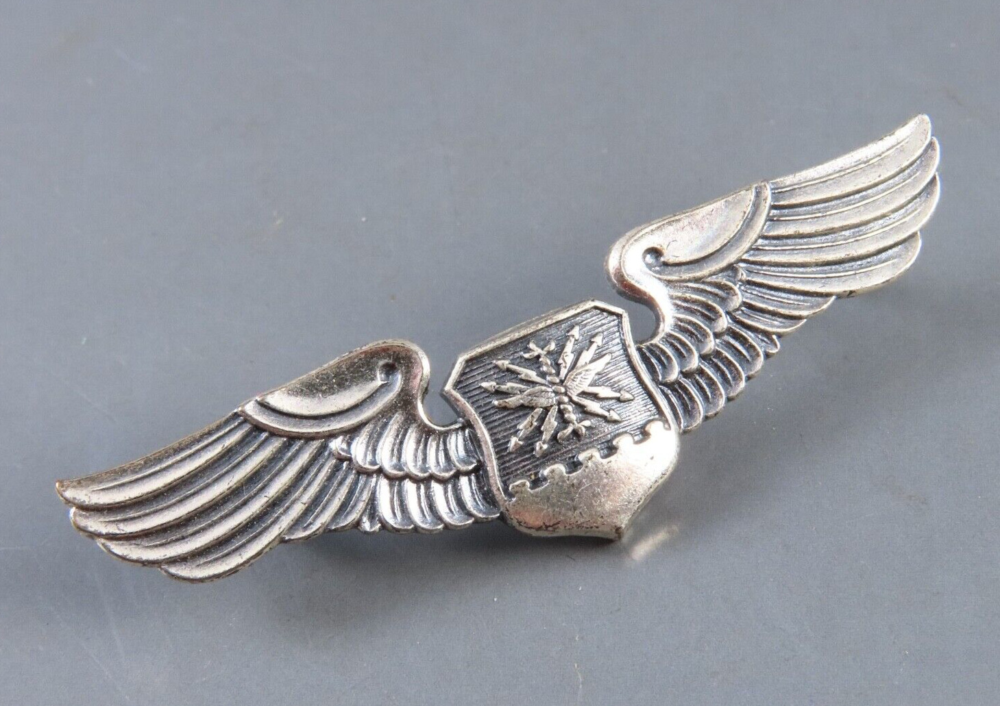 1950\'s? AIR FORCE NAVIGATOR WINGS Vanguard NY Pin DOUBLE CLUTCHBACK VTG 2\