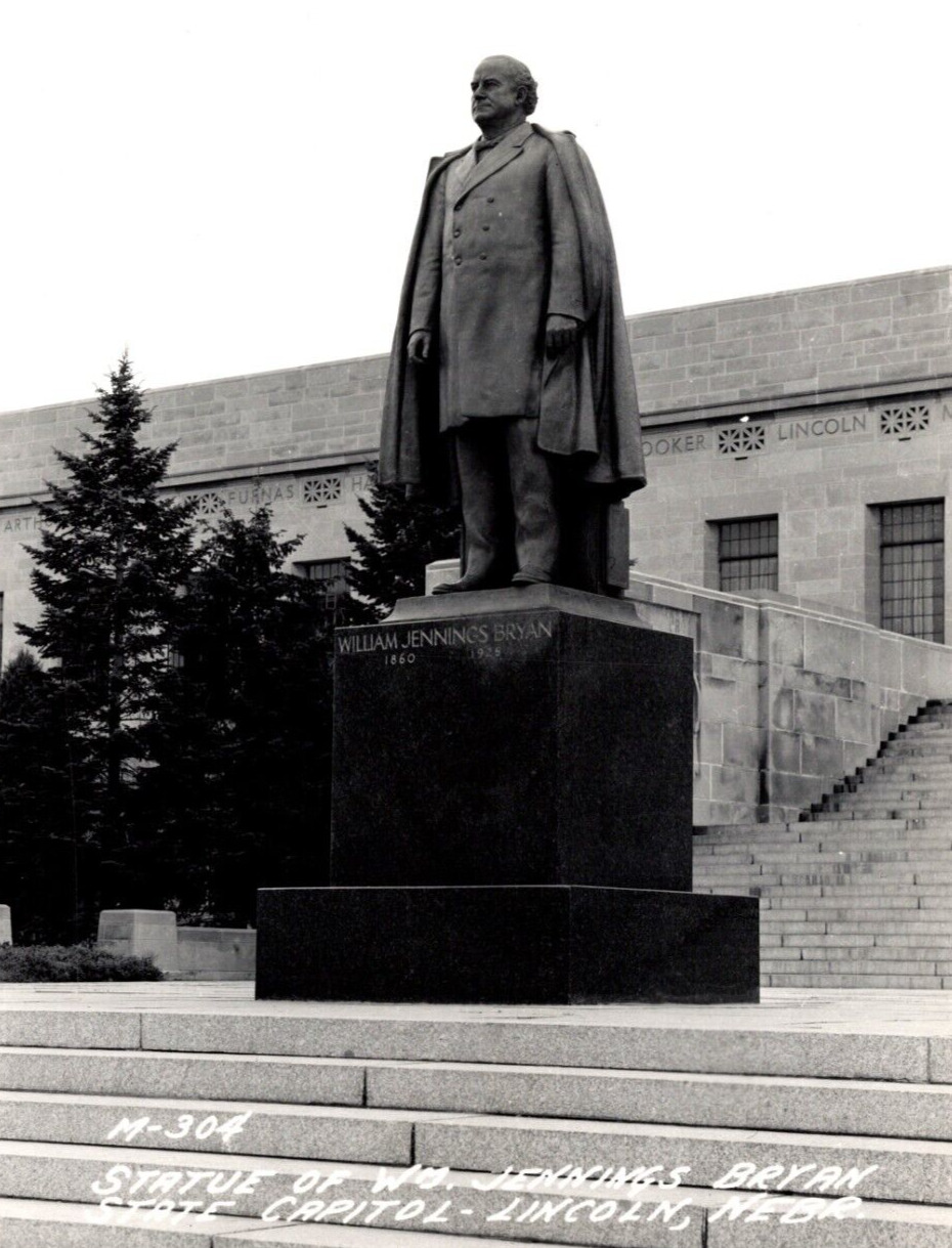 RPPC EKC 1939-1950 Wm Jennings Bryan Statue State Capitol Lincoln, NE Postcard