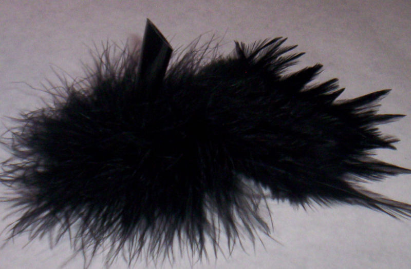 BLACK *ROOSTER* FEATHER *BASE* WEDDING/GIFT/PERSONAL 