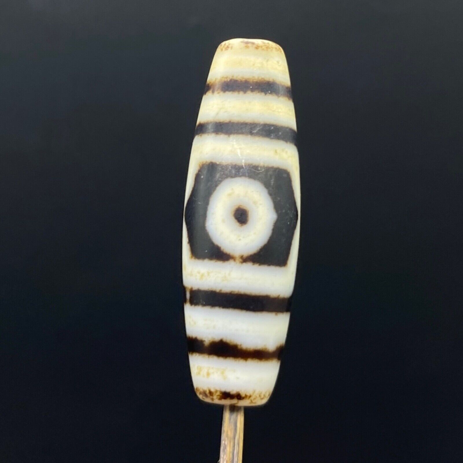 UNIQUE GENUINE NATURAL ANCIENT TIEBTAN AGATE OLD DZI BEAD WITH EYES