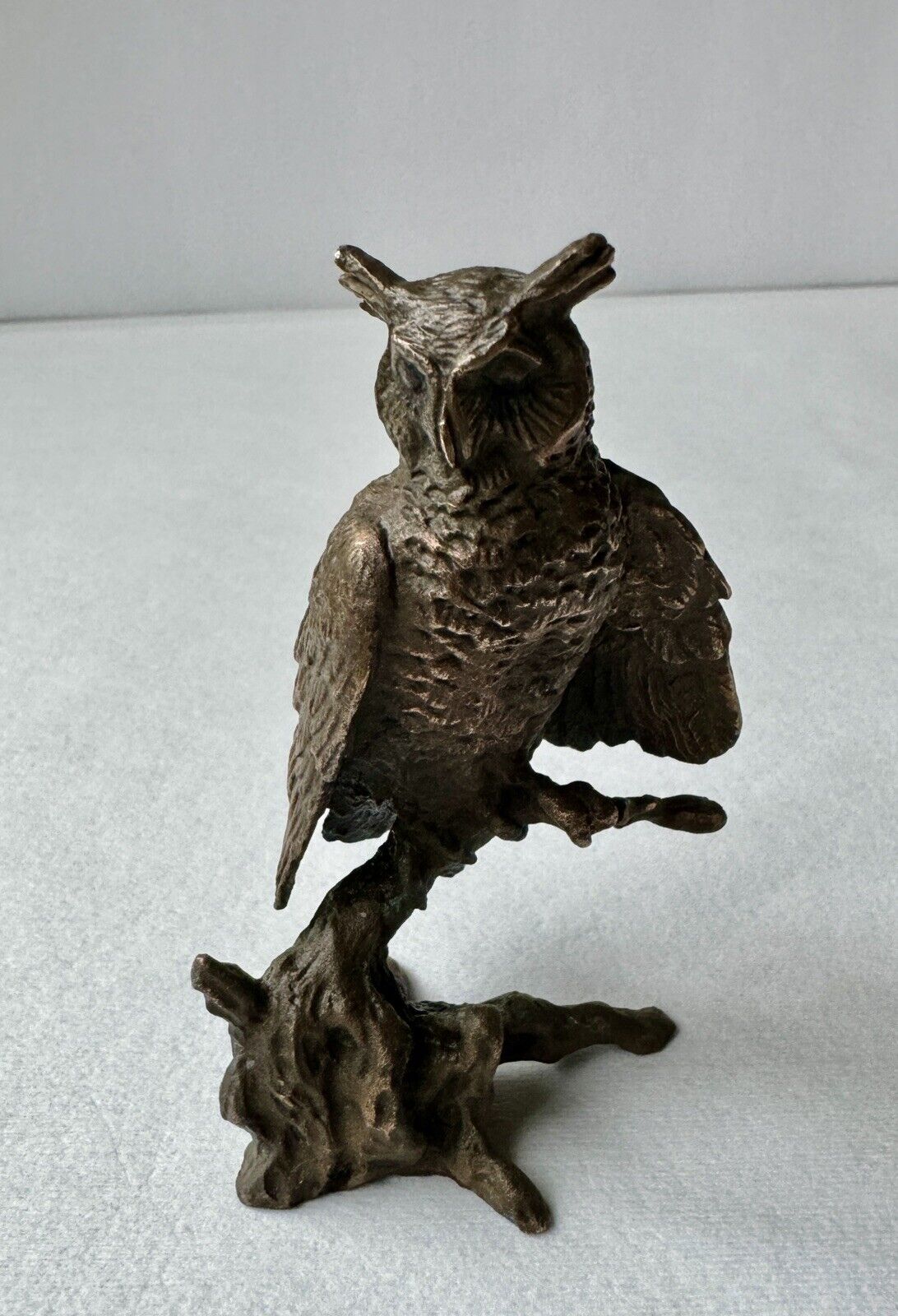 Vtg Avon Source of Fine Collectibles Cast Bronze Owl on Branch Figurine 1980s