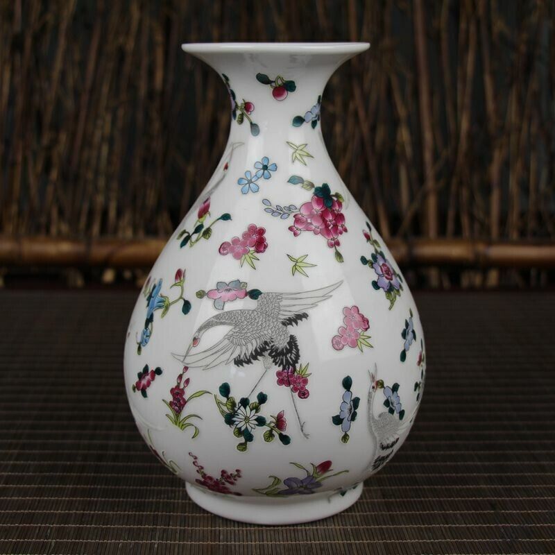 China Old porcelain Pastel Luminous crane dance luminous porcelain vase
