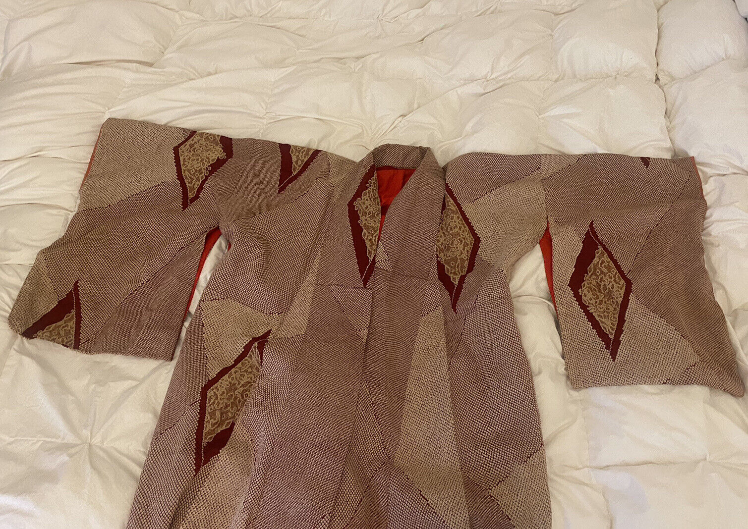 Vintage Japanese Silk Kimono Robe Red And Beige From 1970s
