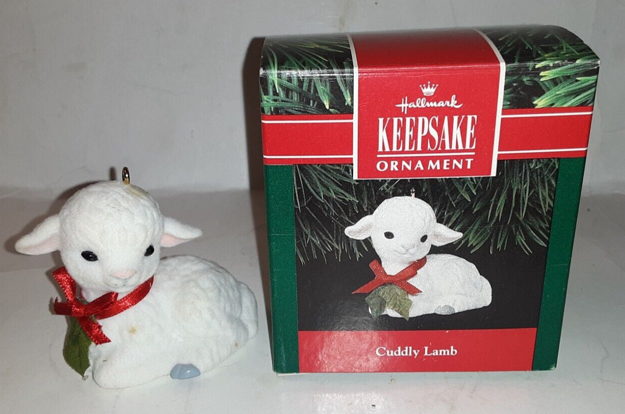 1991 Hallmark Keepsake Ornament - Cuddly Lamb