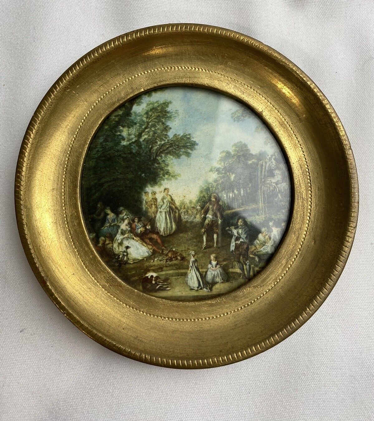 Vintage Small Round Florentine Framed Art Gold Guilted Wood Round Wedding Scene