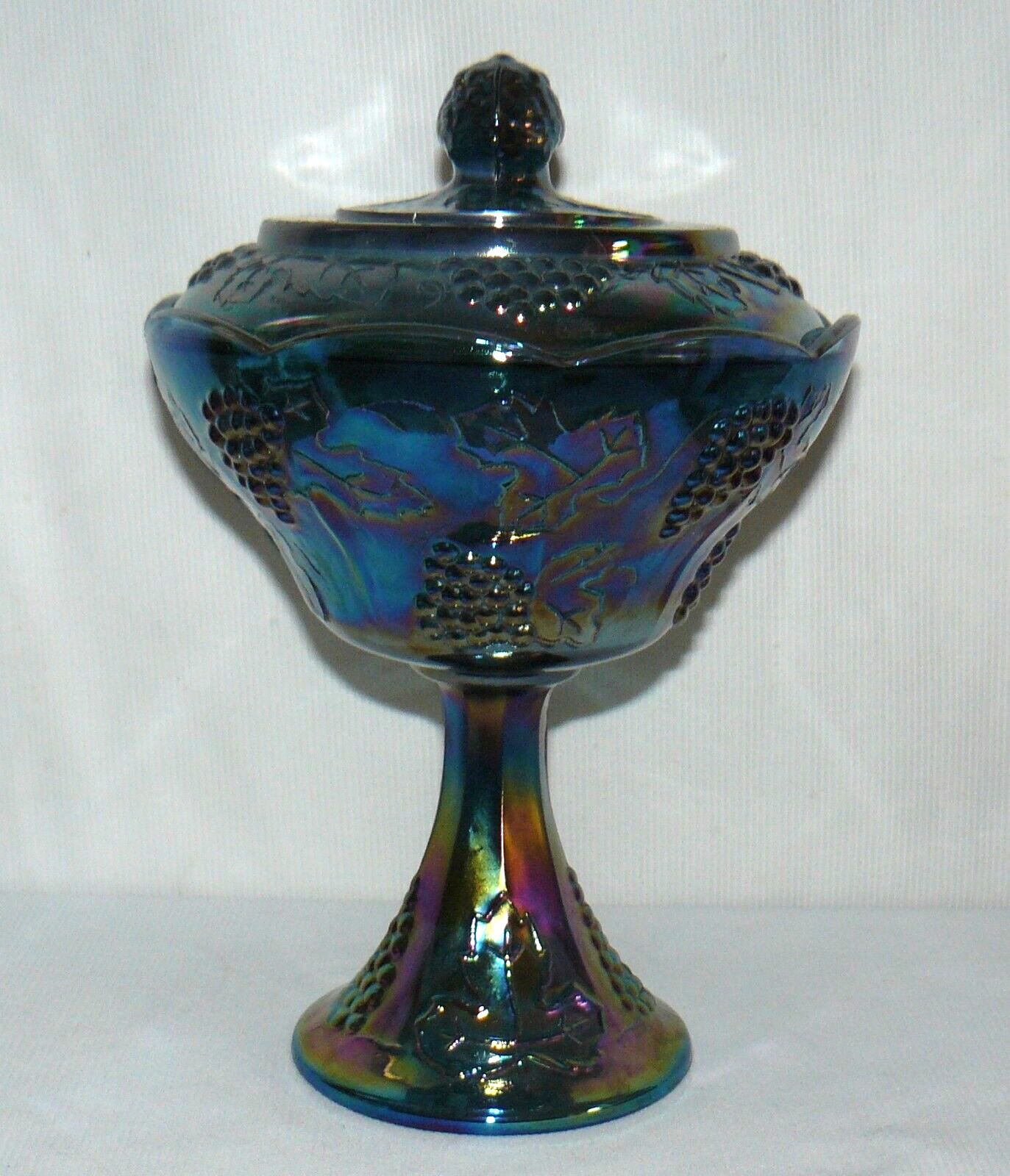 Vintage Indiana Glass Lidded Compote 10\
