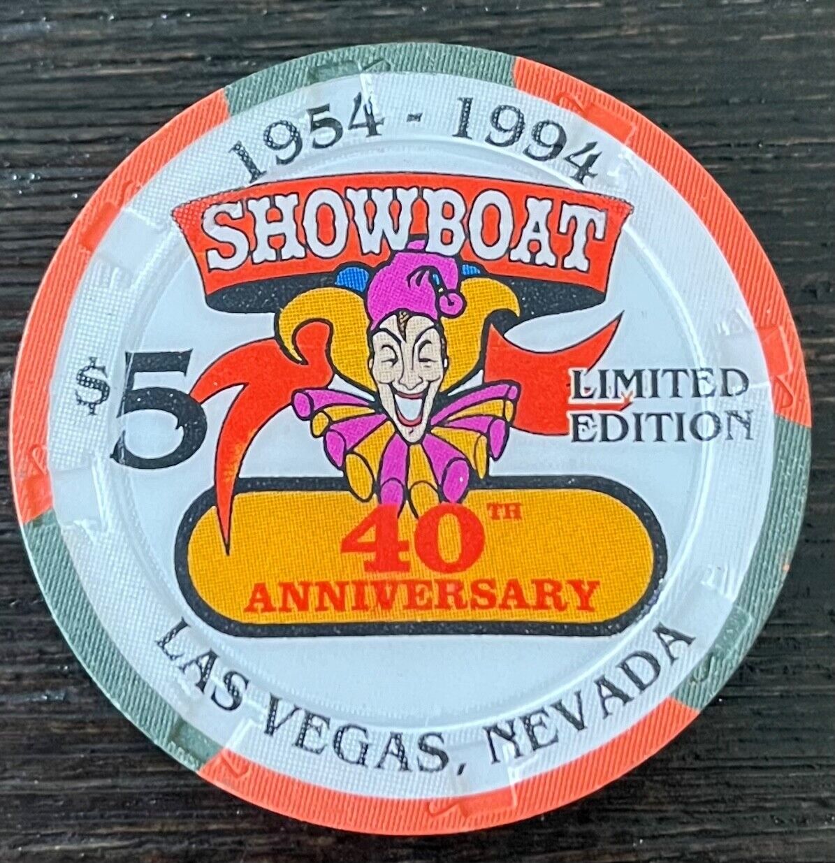 Showboat Hotel  & Casino Las Vegas NV LE 40th Anniversary $5 Casino Chip