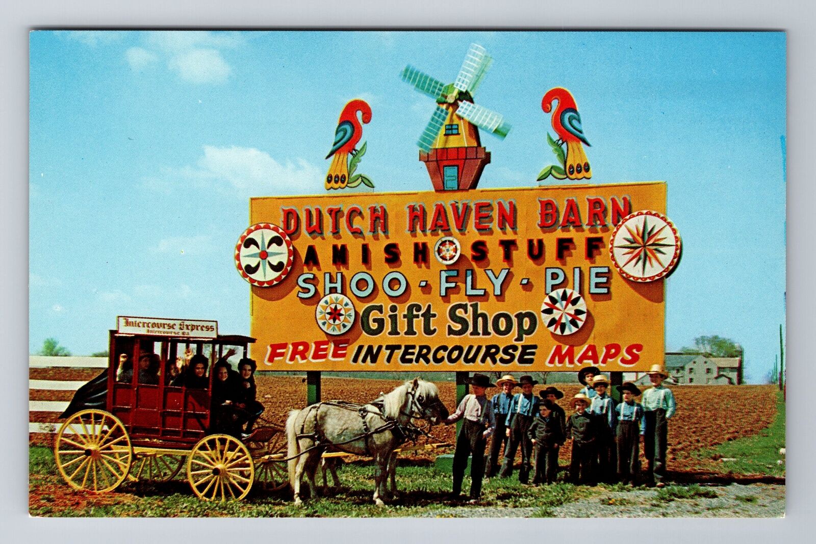 Lancaster PA-Pennsylvania, Dutch Haven Barn, Gift Shop Souvenir Vintage Postcard