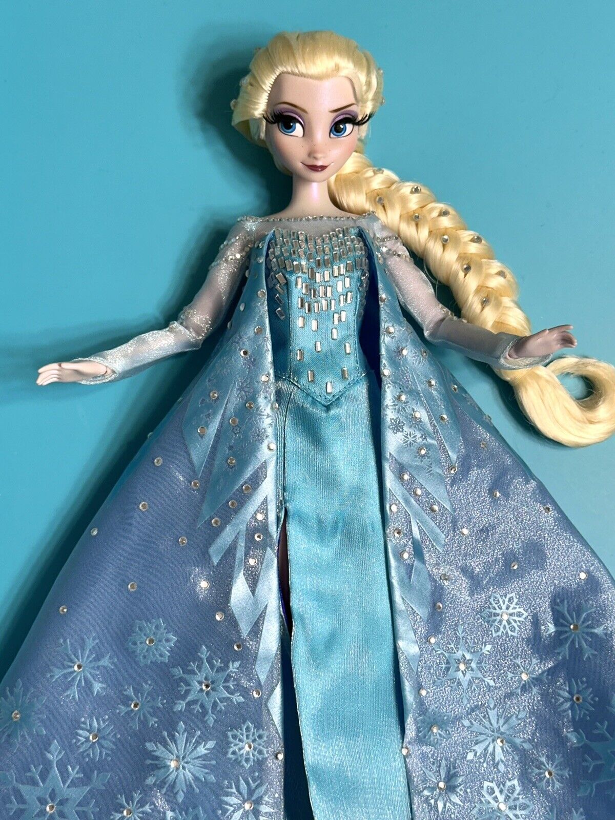 Disney Fairytale Designer Elsa and Hans Dolls Frozen Limited Edition doll Set
