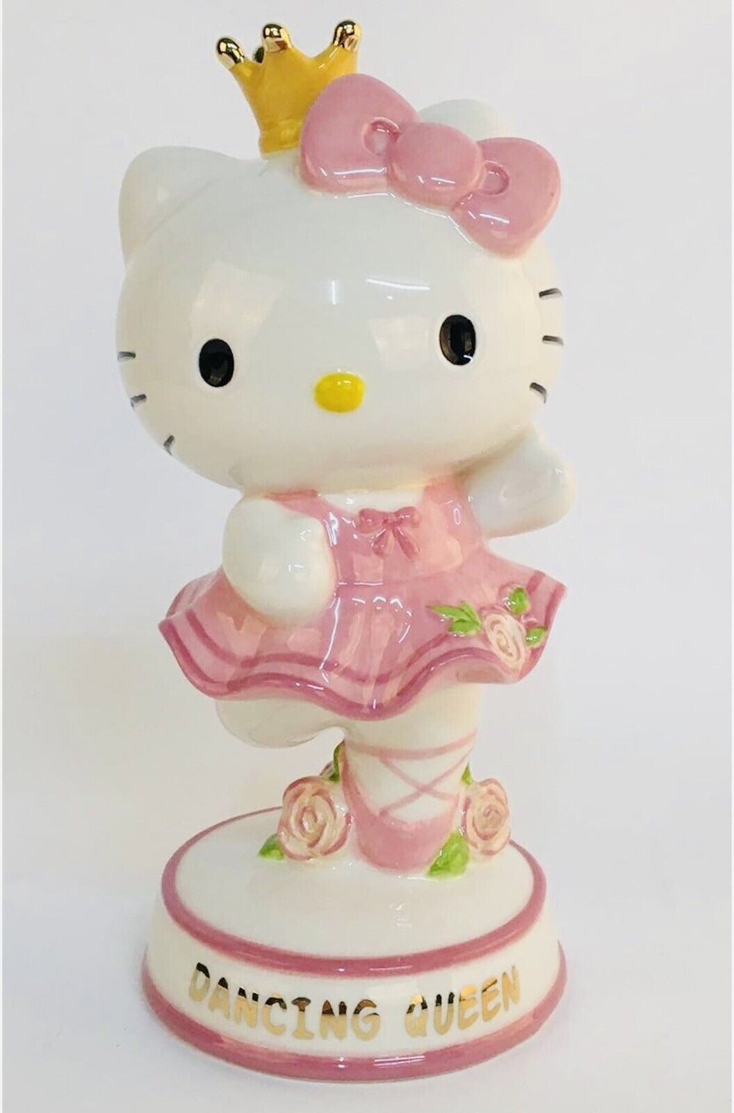 Hello Kitty Dancing Queen Ceramic 