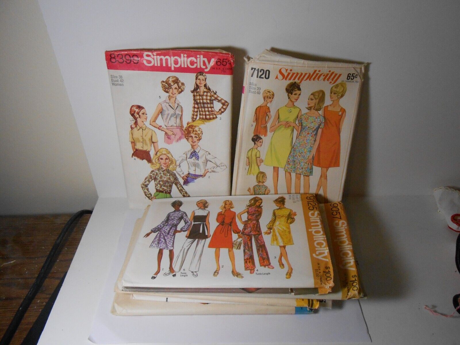 Lot of 8 VTG Simplicity Women\'s Sewing Patterns 1960\'s-1070\'s Uncut Complete
