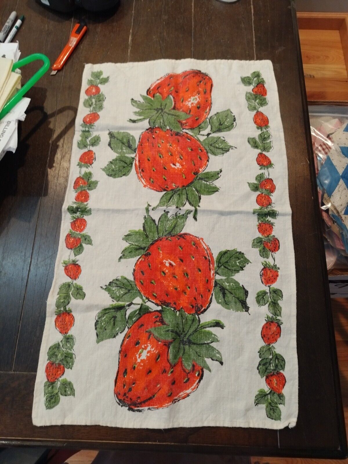 Vtg Linen Kitchen Towel Strawberries Parisian Prints 