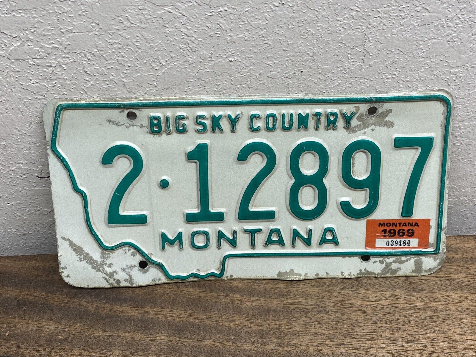 Vintage Montana license plate 1968 Or 69 Cascade County Montana ~ 2-12897 Single