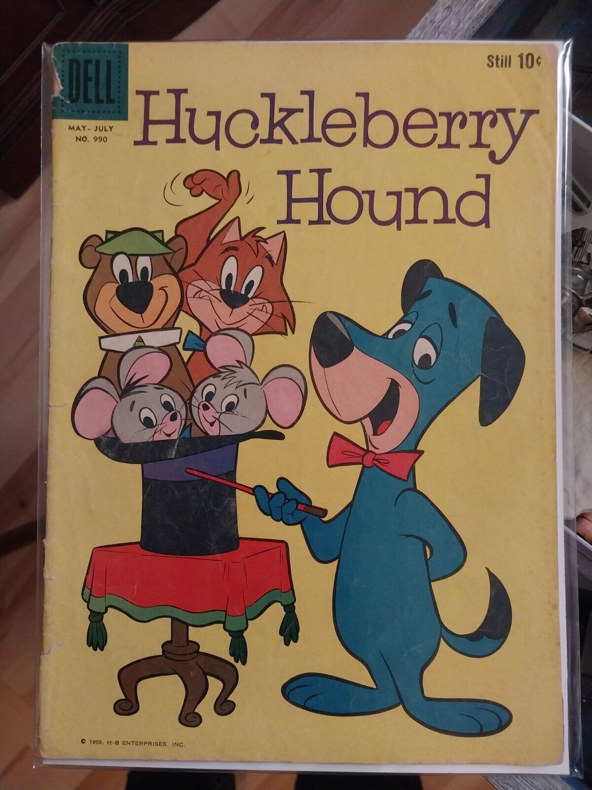 Four Color #990  Dell Comics  1st Appearance Of Huckleberry Hound Yogi Bear 