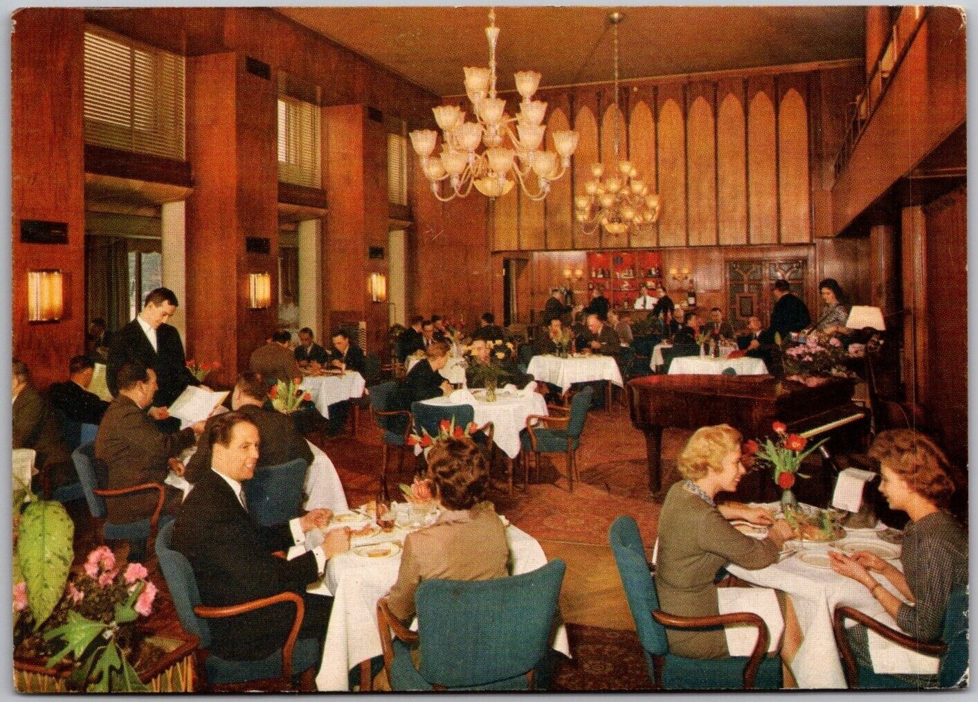 Postcard: Stadshotellet, Eskilstuna - First Class Dining Room, Scenic Scand A125