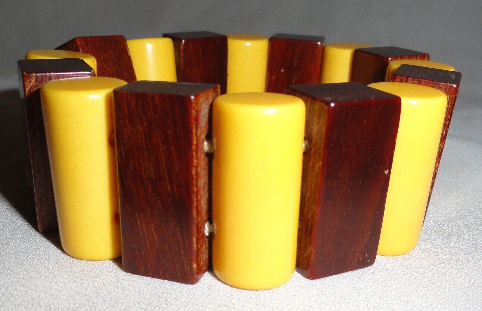 Bakelite Stretch Bracelet Butterscotch w/Brown Marbled Wood Rectangle Beads