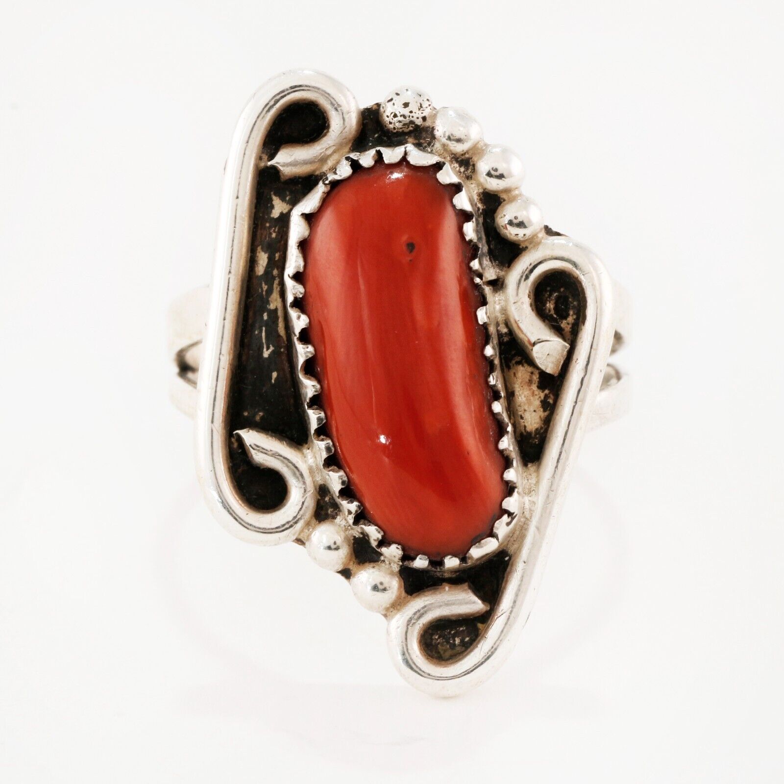NATIVE AMERICAN STERLING RED MEDITERRANEAN CORAL WIRE RAIN DROPS RING 8.75