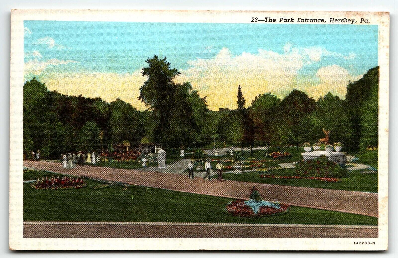 Hershey Park Entrance Linen Postcard Pennsylvania PA c1945