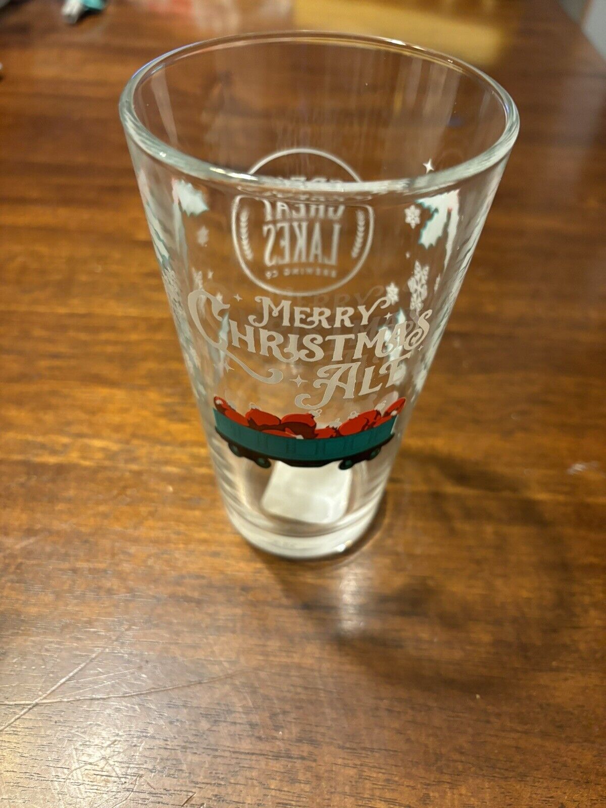 GREAT LAKES BREWING COMPANY CHRISTMAS ALE SNOWFLAKES PINT GLASS CLEVELAND OHIO