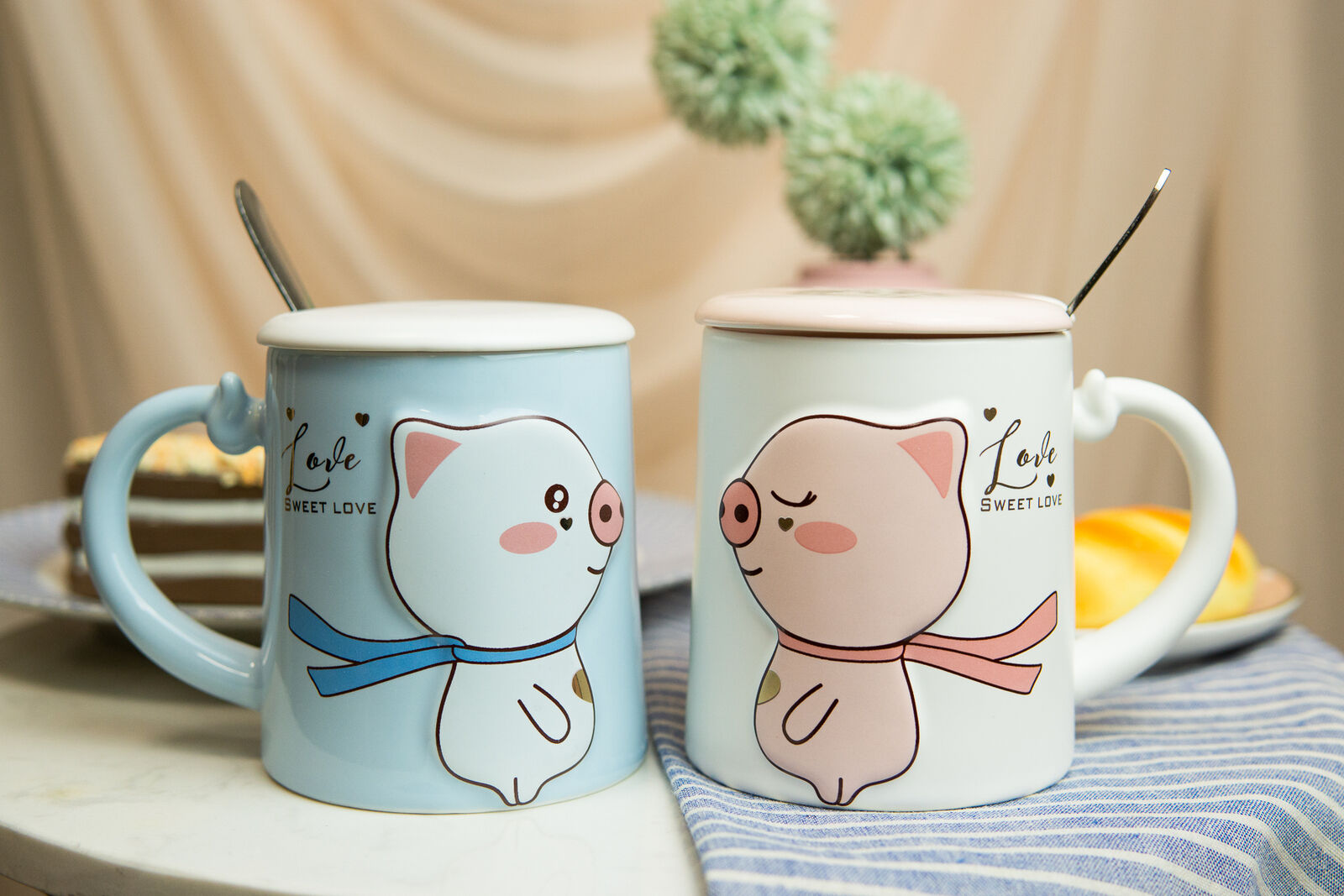 Ebros Pack Of 2 Valentines Love Pigs Blue And White Coffee Mugs With Lid & Spoon
