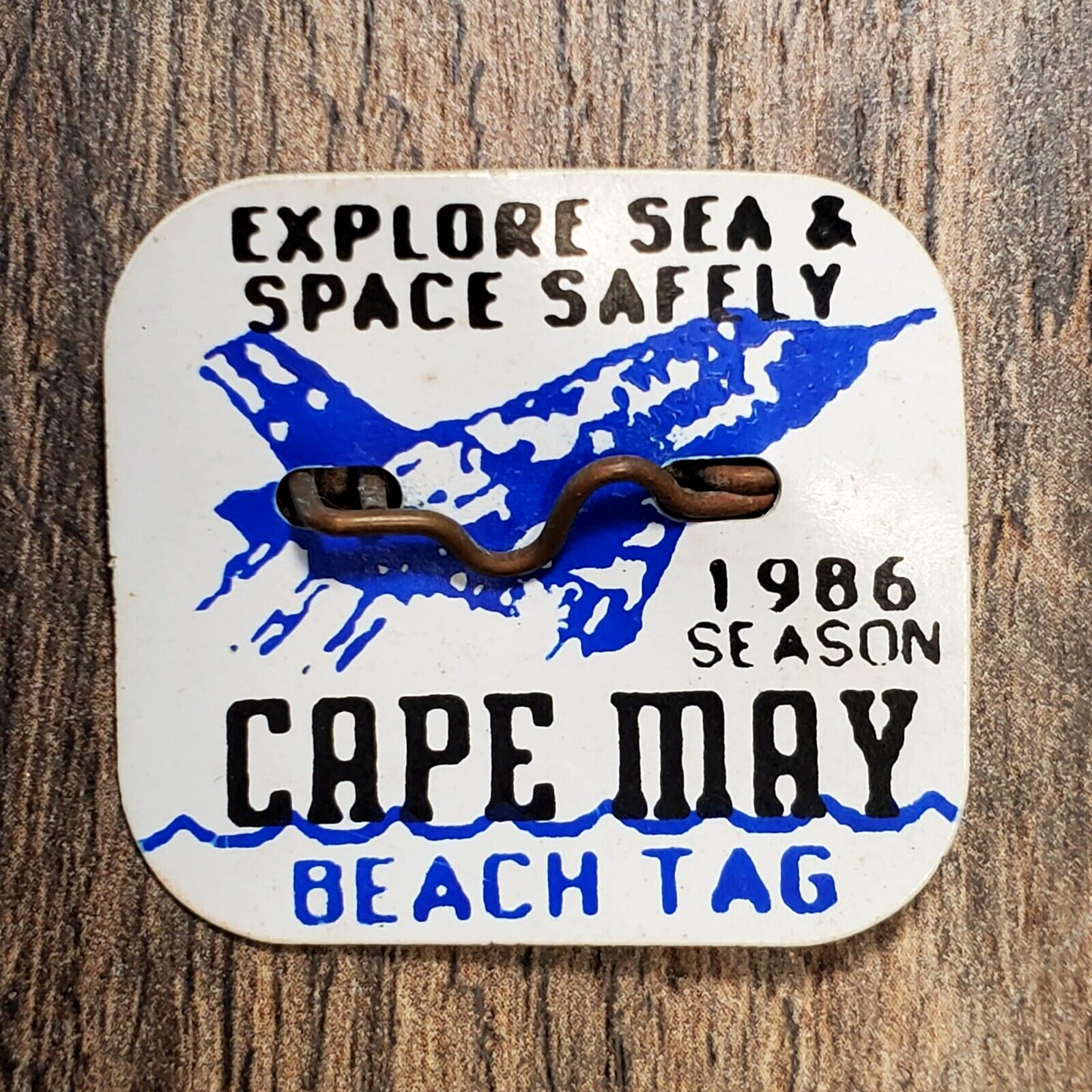 Cape May NJ 1986 Seasonal Beach Tag Badge Explore Sea & Space Safely New Jersey