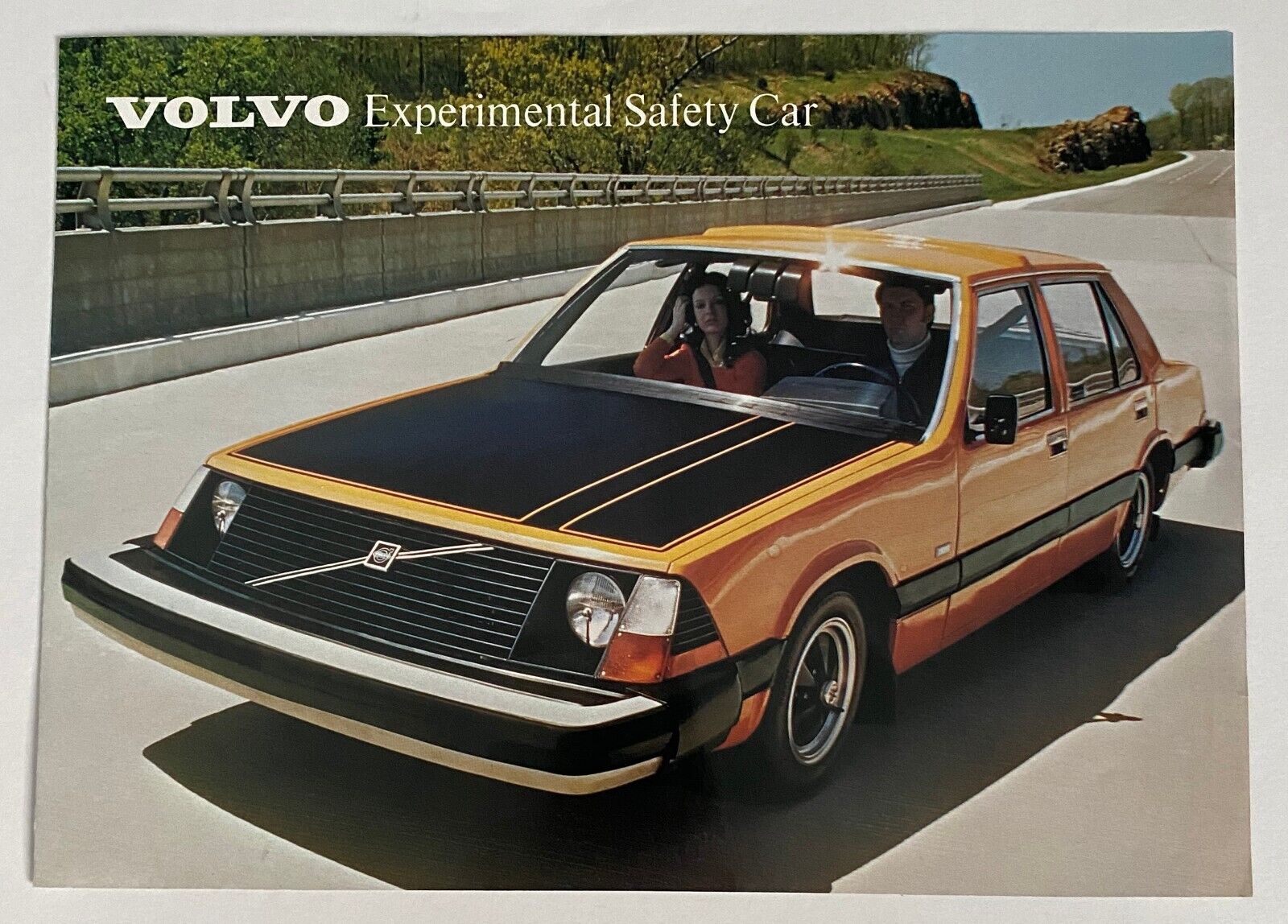 1972 Volvo Experimental Safety Car Brochure 8 X 11 Trifold