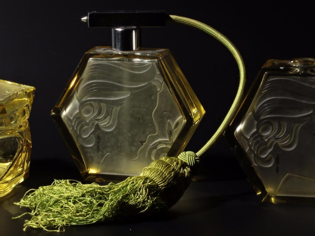 Set antique Czech original Moser citrine etch glass perfume bottles trinket box