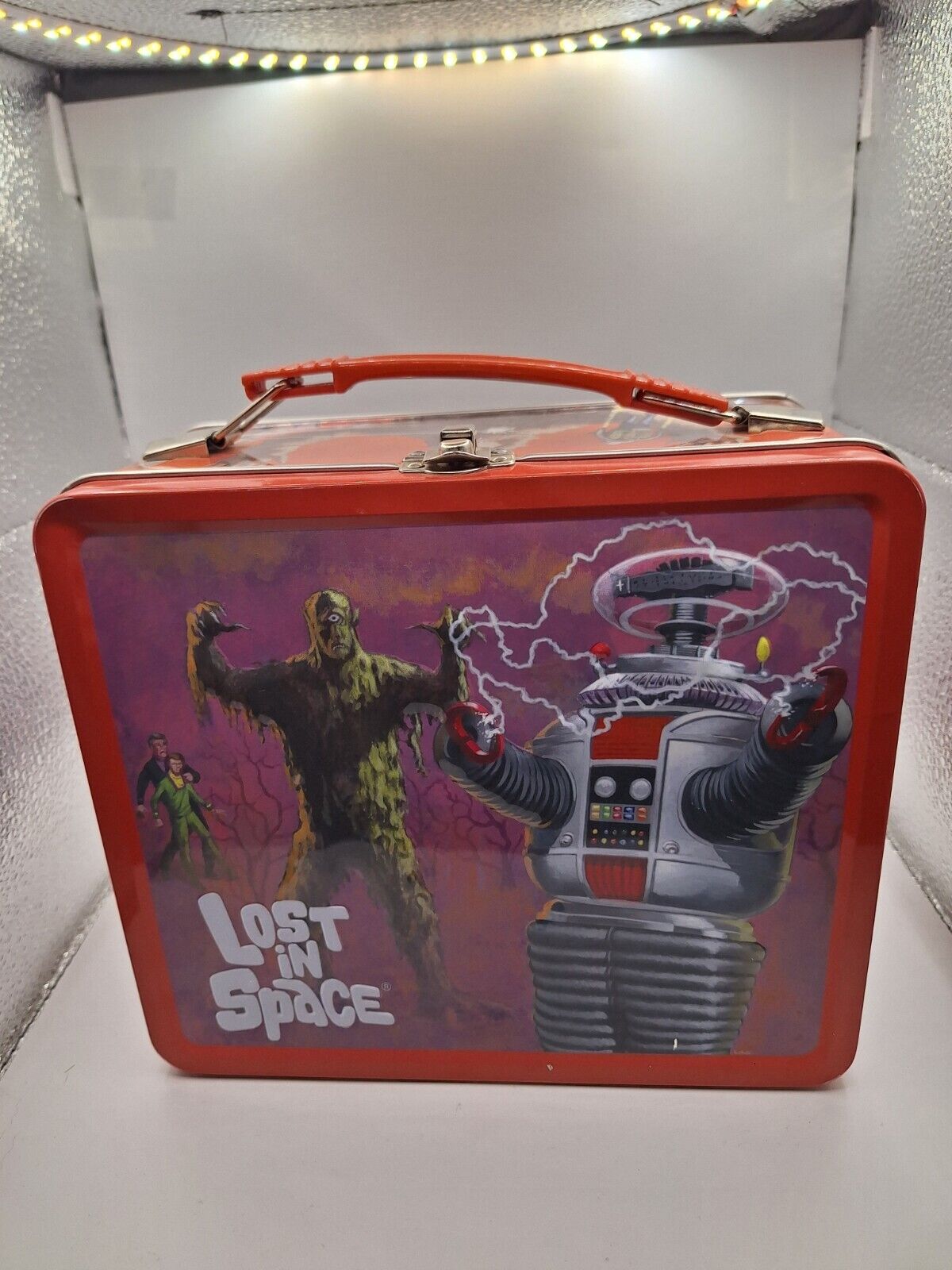 LOST IN SPACE Metal Lunchbox 2008   Used