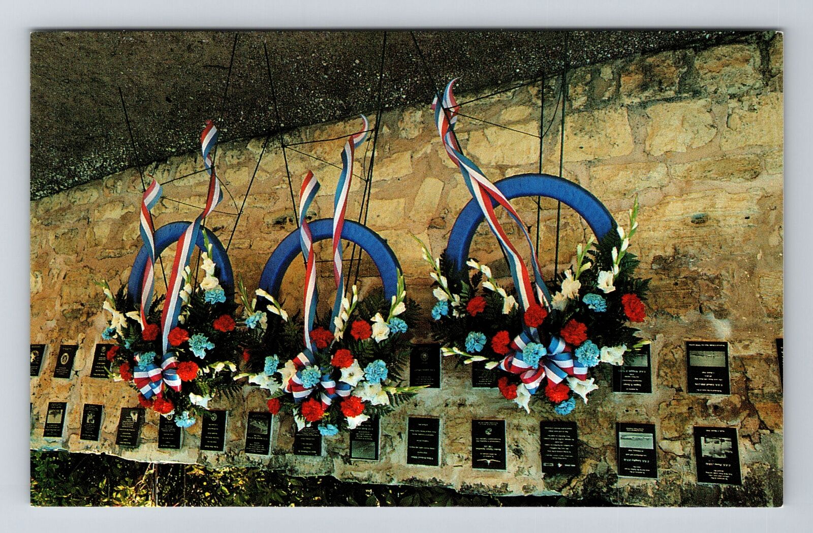Fredericksburg TX-Texas, Plaques On The Memorial Wall Vintage Souvenir Postcard