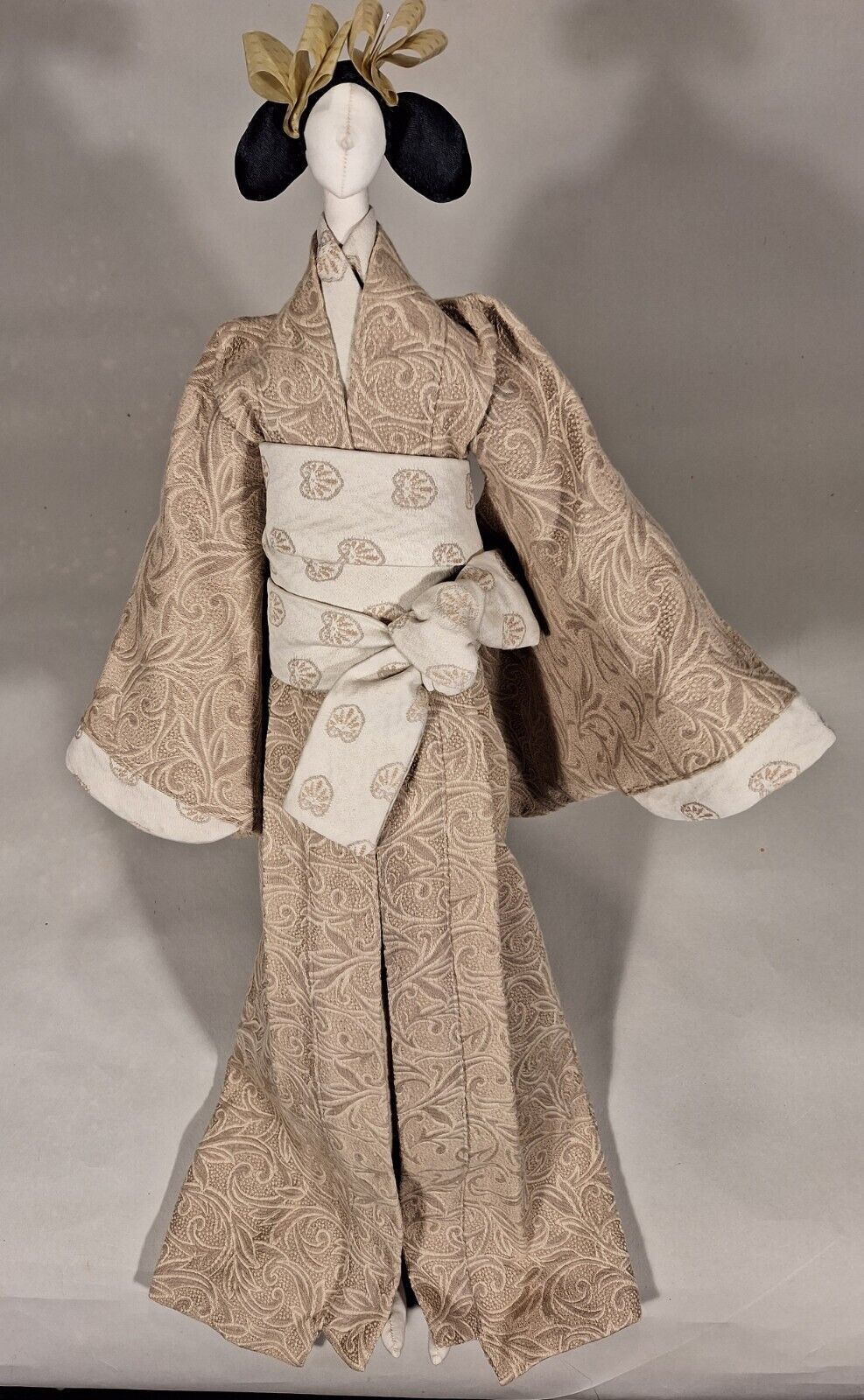 Japanese Doll in Kimono - 28\