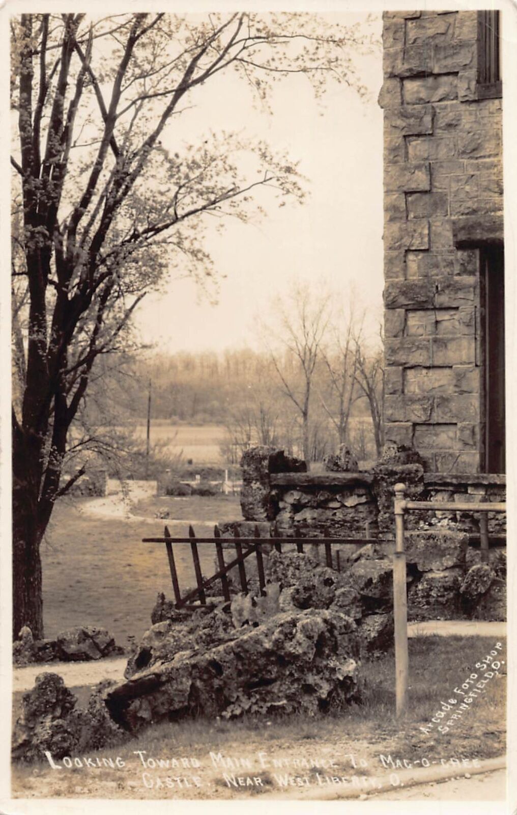 J81/ West Liberty Ohio RPPC Postcard c1930s Mac-O-Chee Castle  75